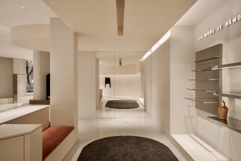 Sun Concepts Office 的 QYF 精品店