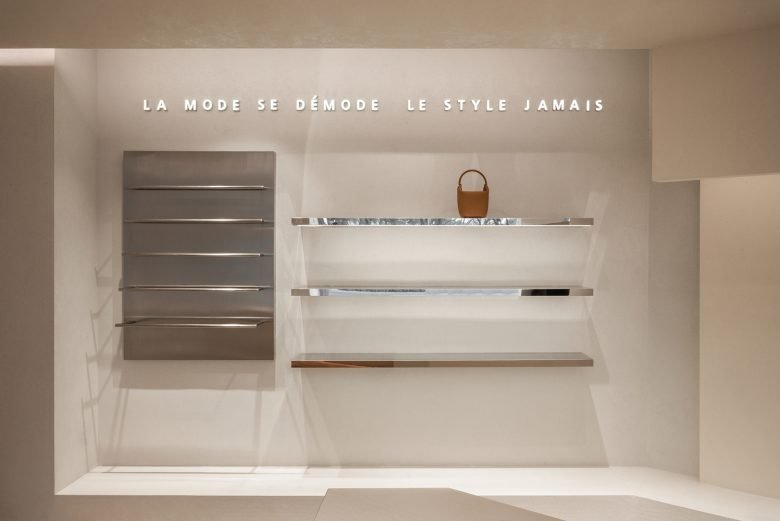 Sun Concepts Office 的 QYF 精品店