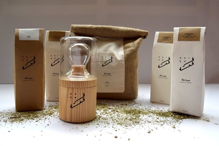 Qarqa 的包装由 Yasmina Rasamny 设计