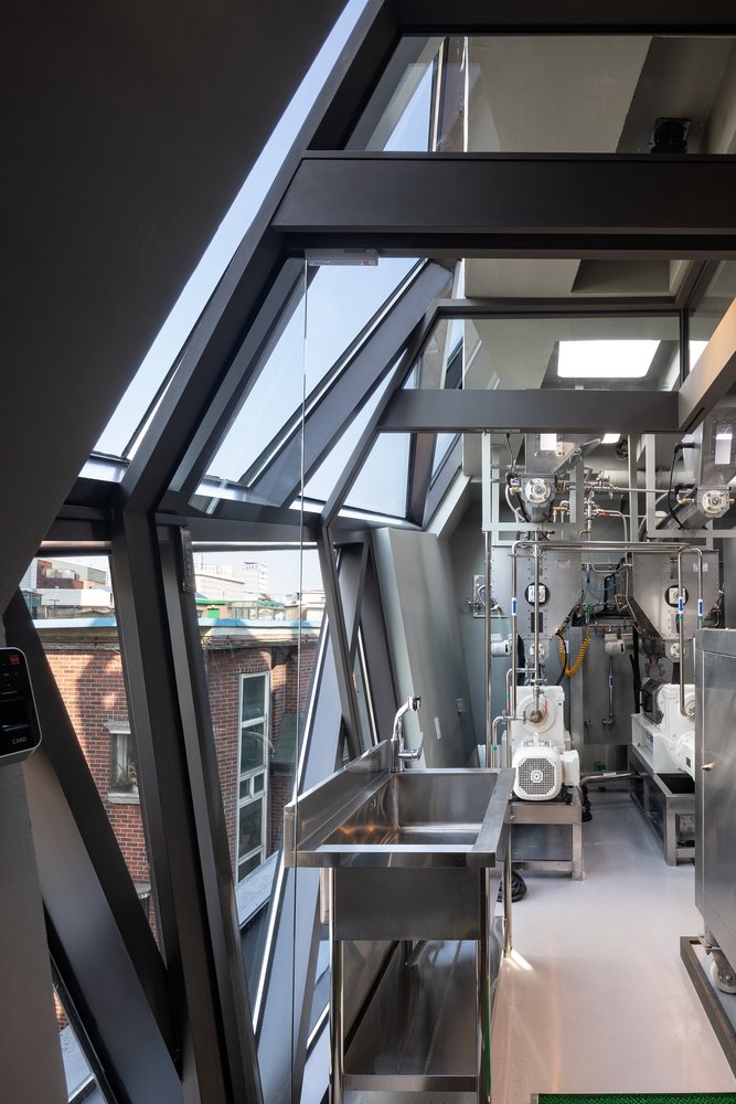 Moon Hoon 设计的 Queens Bucket 公司大楼