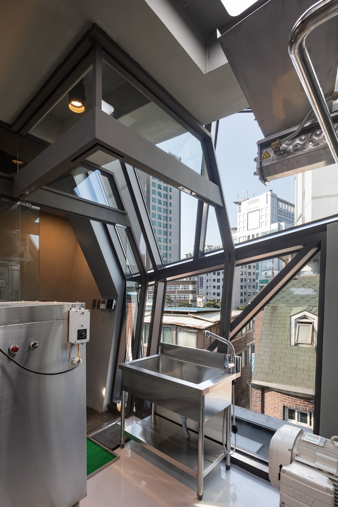 Moon Hoon 设计的 Queens Bucket 公司大楼