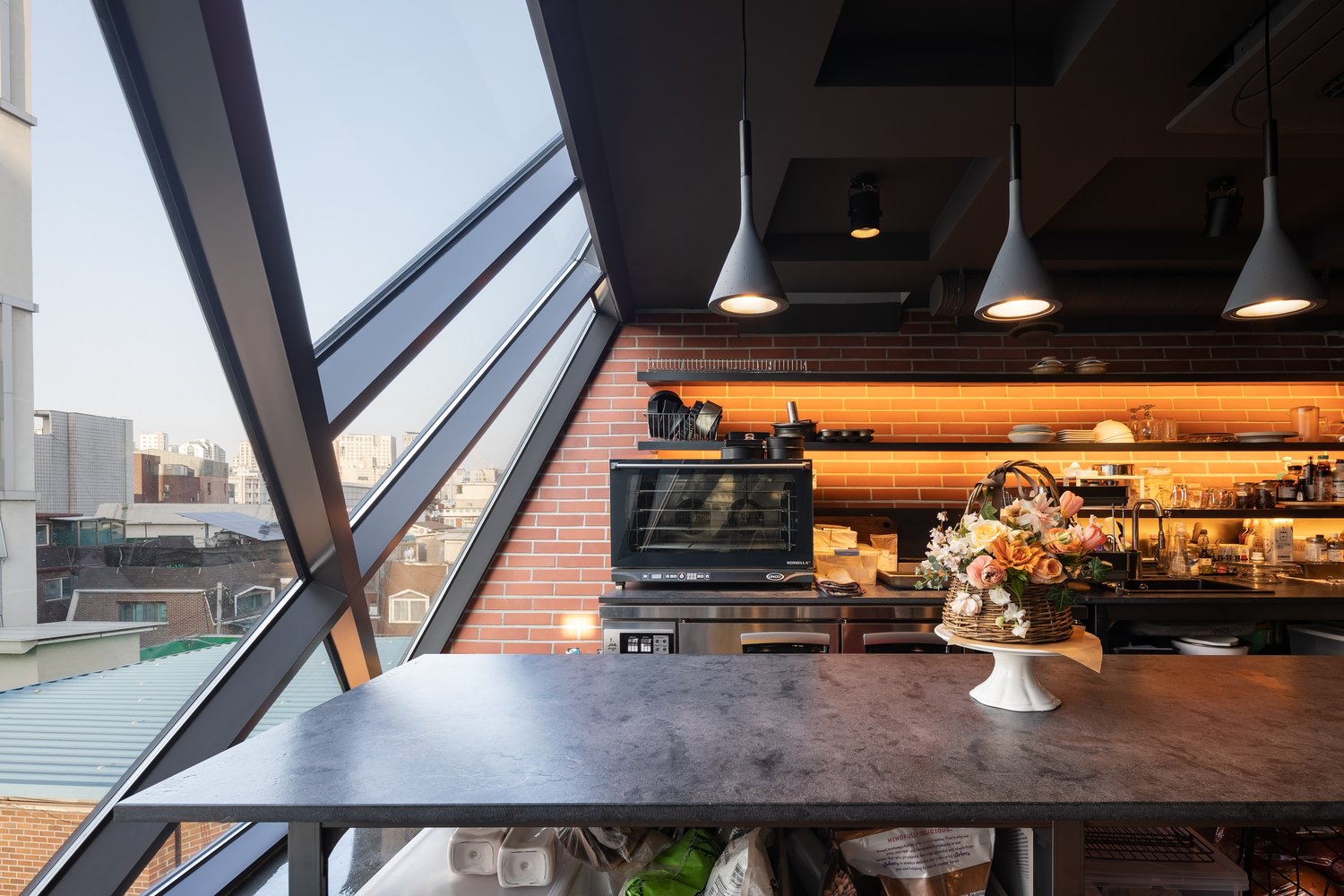 Moon Hoon 设计的 Queens Bucket 公司大楼