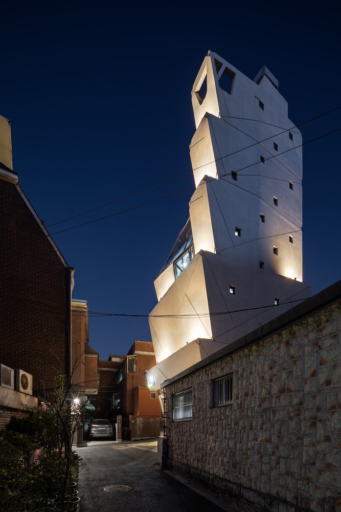 Moon Hoon 设计的 Queens Bucket 公司大楼