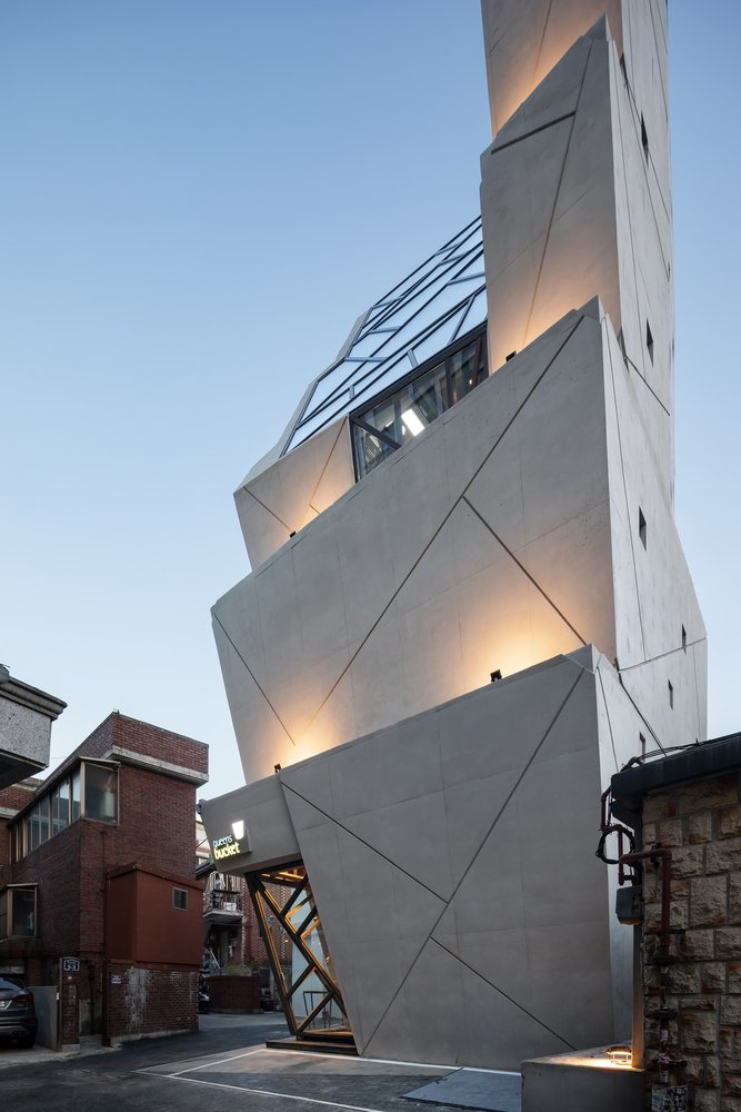 Moon Hoon 设计的 Queens Bucket 公司大楼