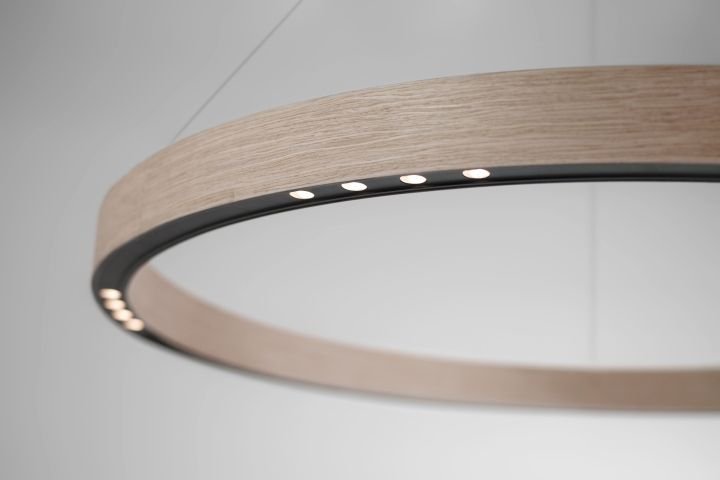 David Abad 设计的 R2 灯 – B.lux