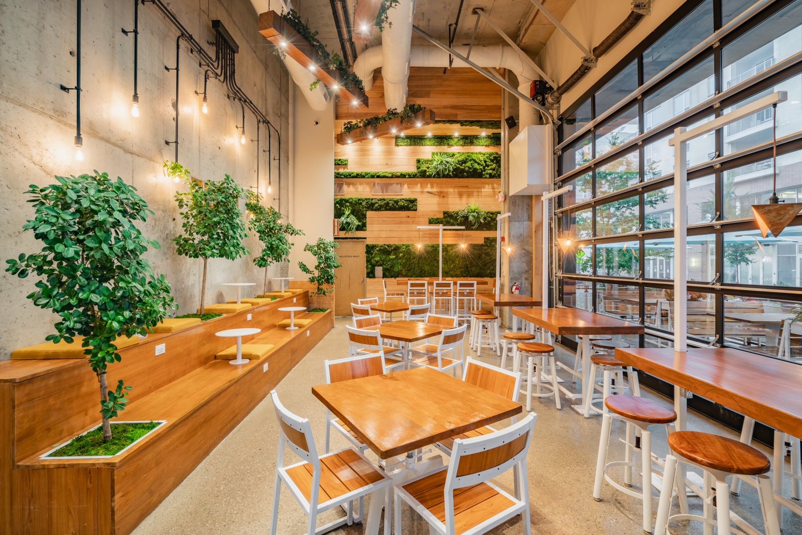 REBOL 哥伦布咖啡馆 / 餐厅