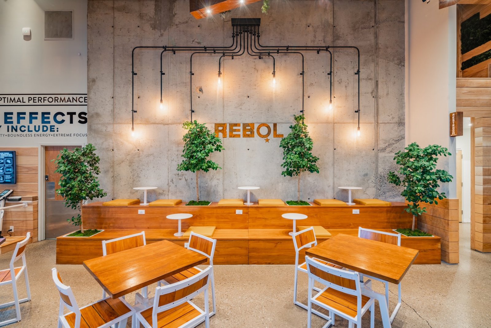 REBOL 哥伦布咖啡馆 / 餐厅