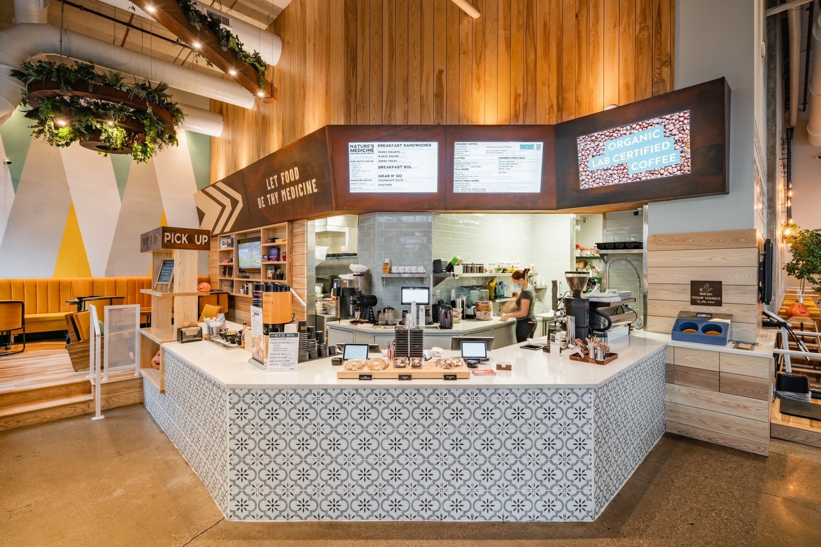 REBOL 哥伦布咖啡馆 / 餐厅