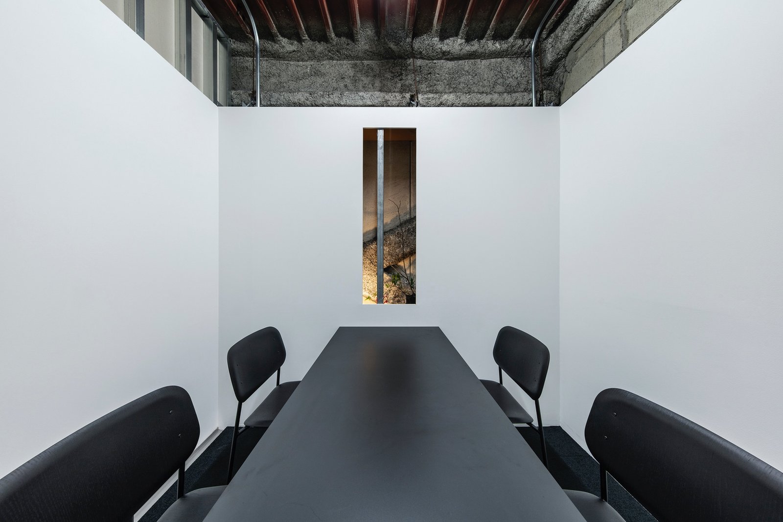 RINKAN store by Kenta Nagai Studio