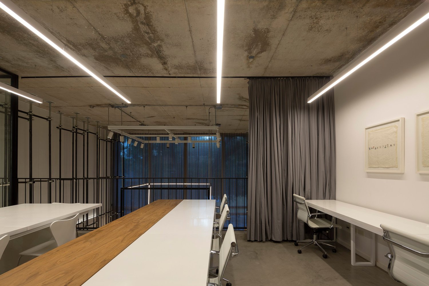 Pirca Arquitectura 设计的 ROOM 商店