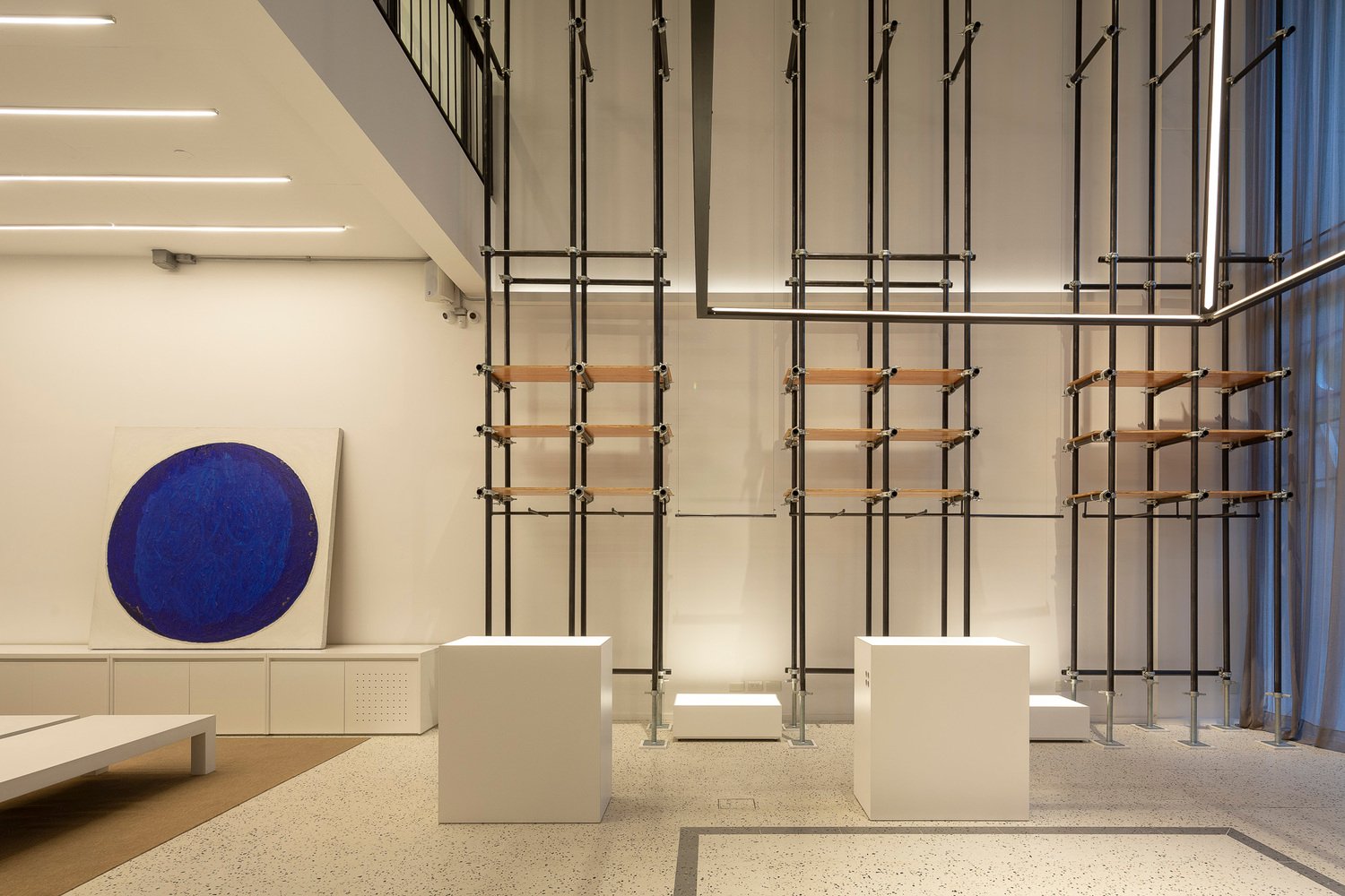 Pirca Arquitectura 设计的 ROOM 商店