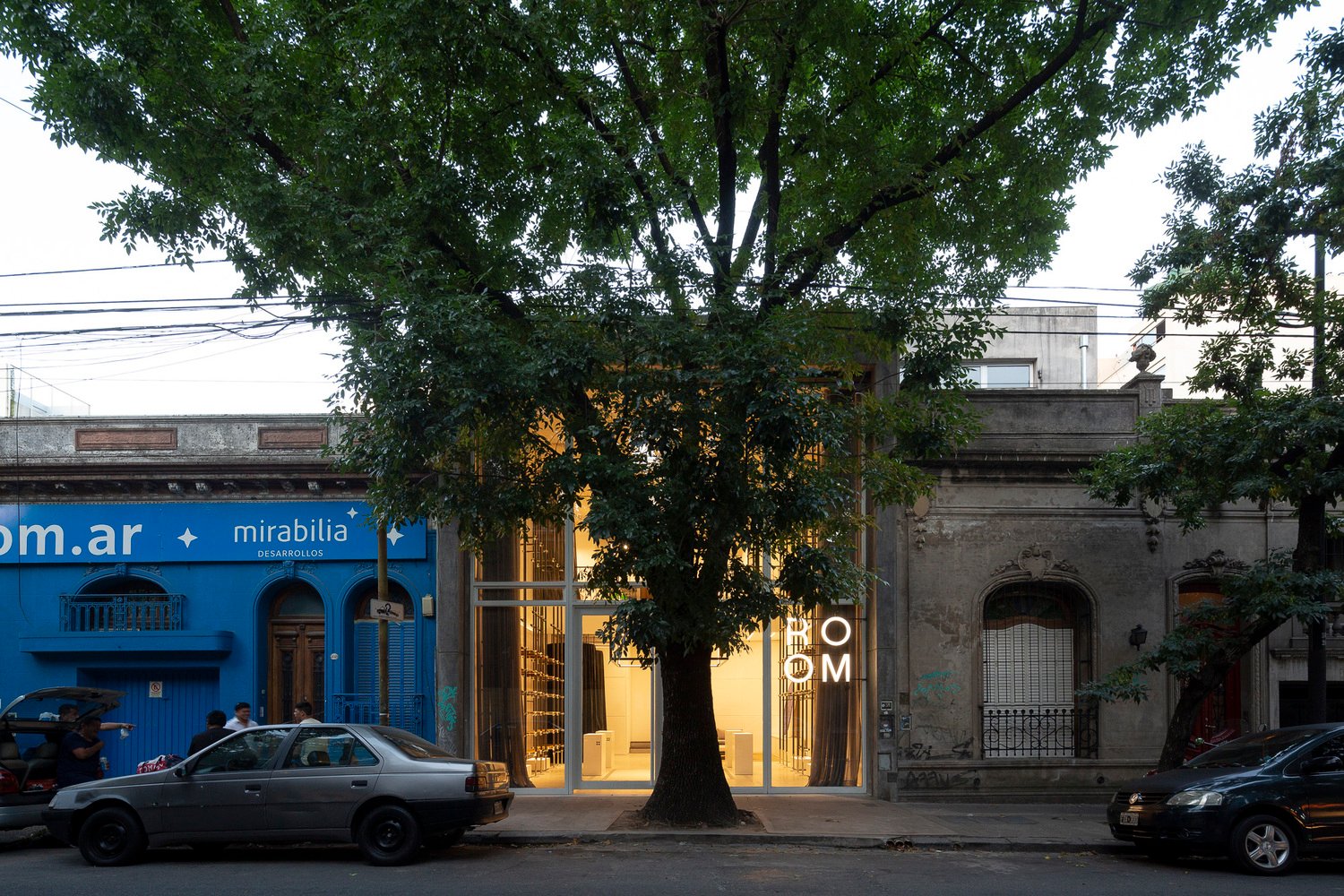 Pirca Arquitectura 设计的 ROOM 商店