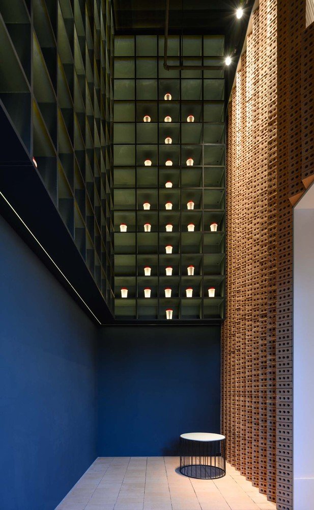 RU 咖啡厅由 BE Design 设计