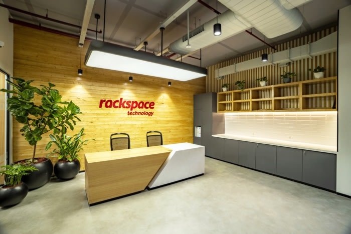Oculus Design Studio 设计的 Rackspace 办公室