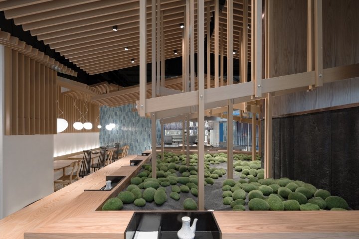 Ramen Musashi 由 Golucci Interior Architects 设计，杭州 – 中国