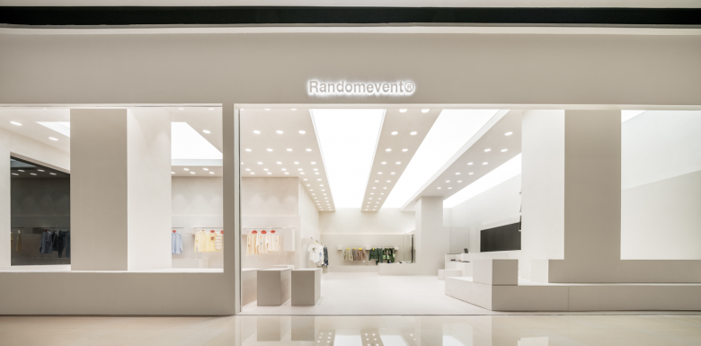 由 Draft Paper 设计的 Randomevent 商店 由 Draft Paper 设计的 Randomevent 商店