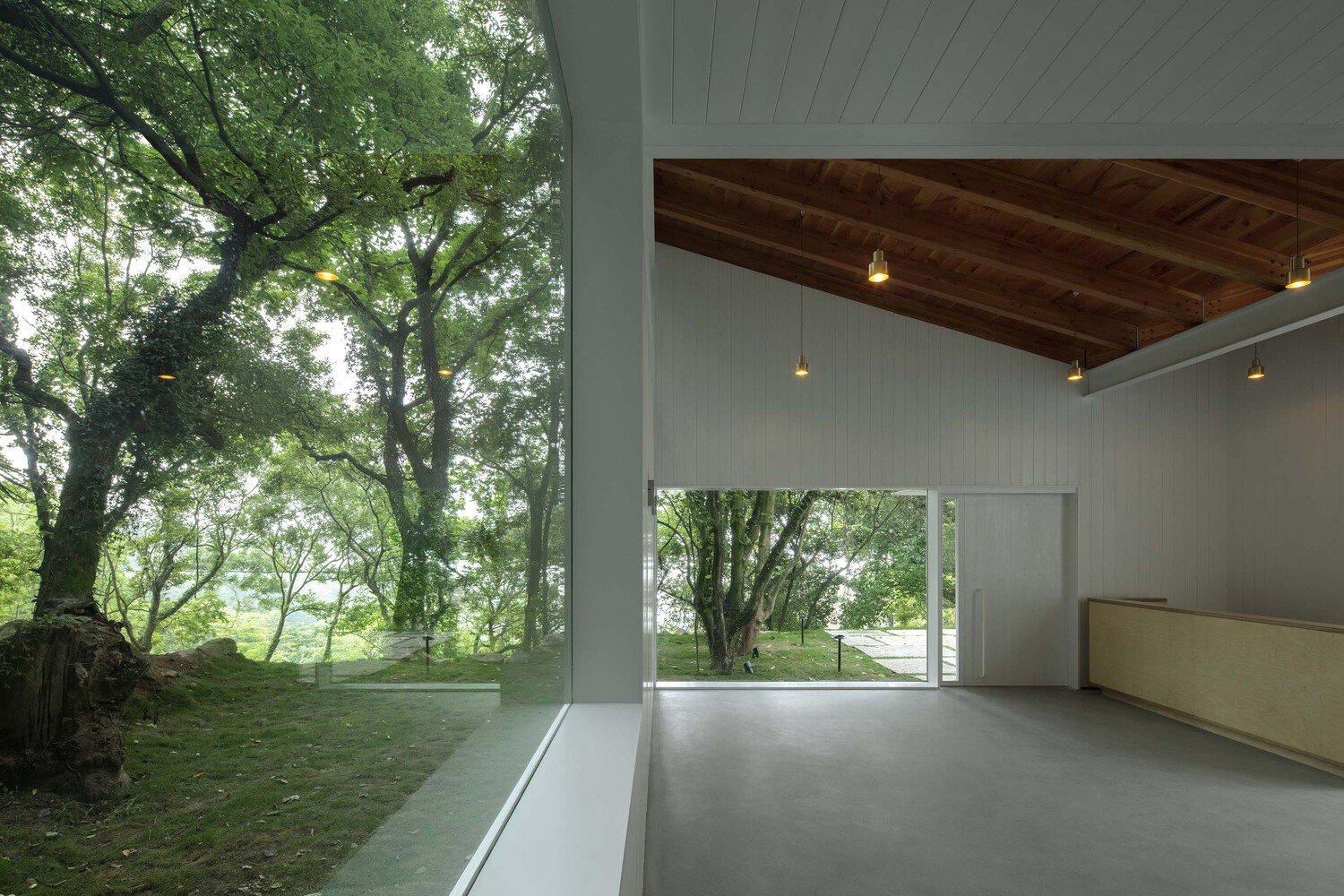 Continuation Studio 三露台青年旅舍接待处