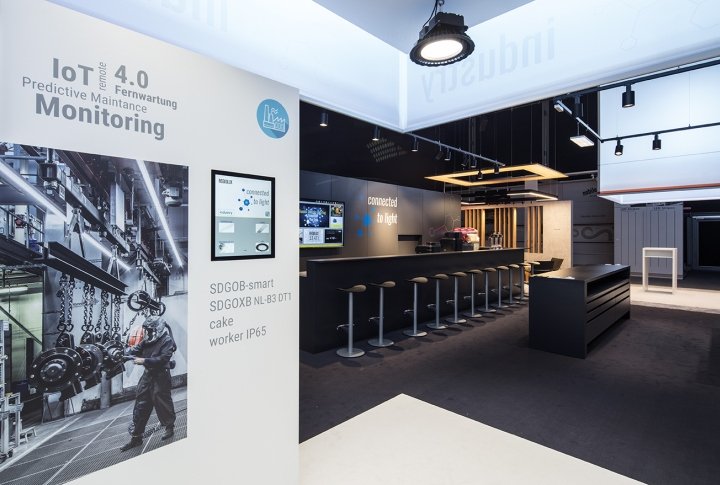 Regiolux 和 lichtwerk 参加 light+building 2018 by kluge Retail.brand.architecture，德国美因河畔法兰克福