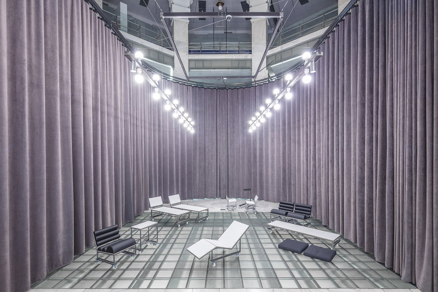 Héctor Fernández Elorza 改造 CENTROCENTRO 运营法庭