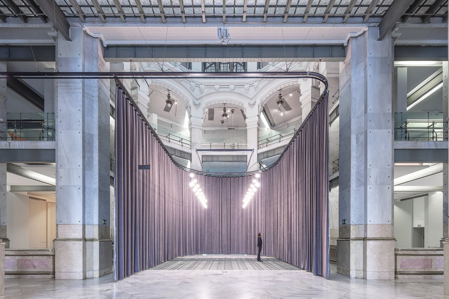 Héctor Fernández Elorza 改造 CENTROCENTRO 运营法庭