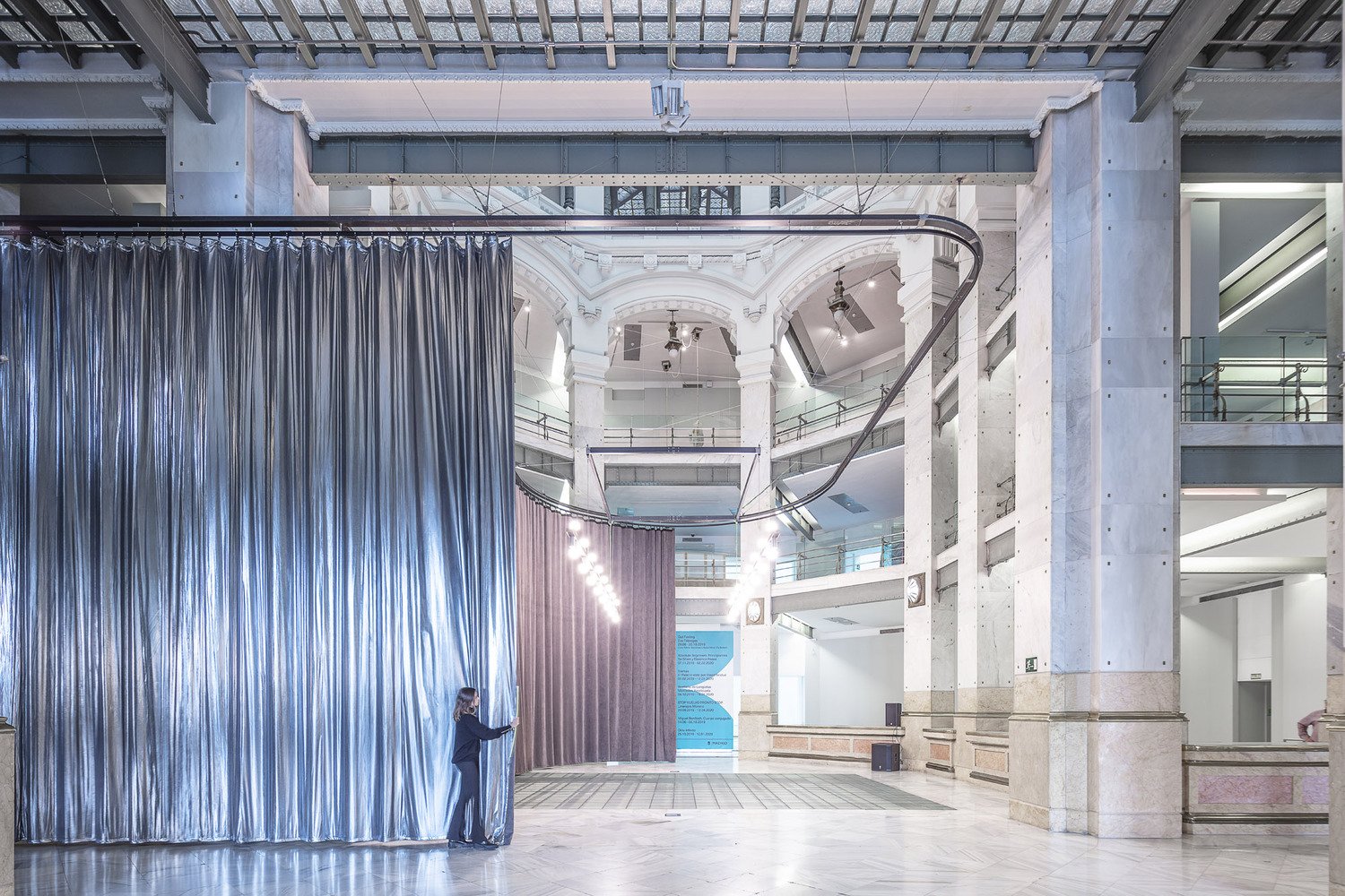 Héctor Fernández Elorza 改造 CENTROCENTRO 运营法庭