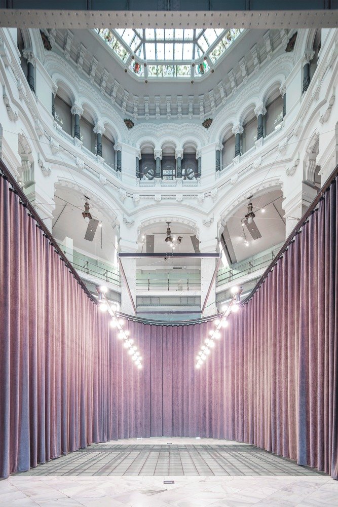 Héctor Fernández Elorza 改造 CENTROCENTRO 运营法庭