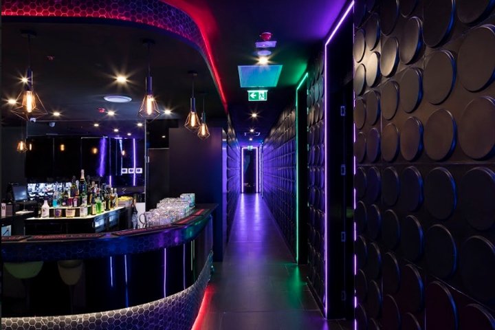 由 Vie Studio 重播卡拉 OK，澳大利亚班克斯敦