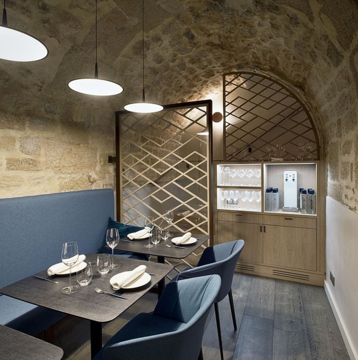 Yoshinori 餐厅，由 Alia Bengana architee dplg 和 Atelier BEPG SASU d’Architecture 设计，法国巴黎