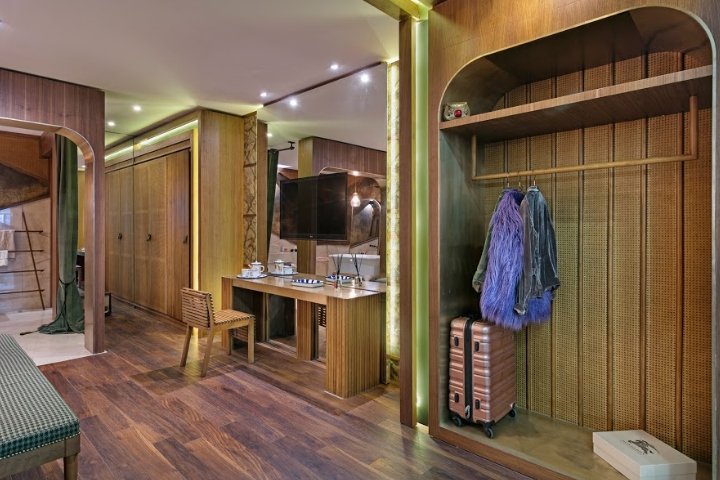 Project.15.12 举办的酒店设计展上的复古酒店客房，安塔利亚 – 土耳其