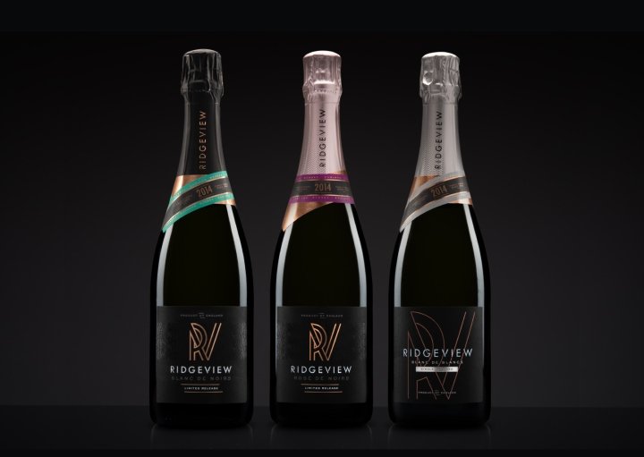 Ridgeview 包装由 CookChick Design 设计 Ridgeview 包装由 CookChick Design 设计