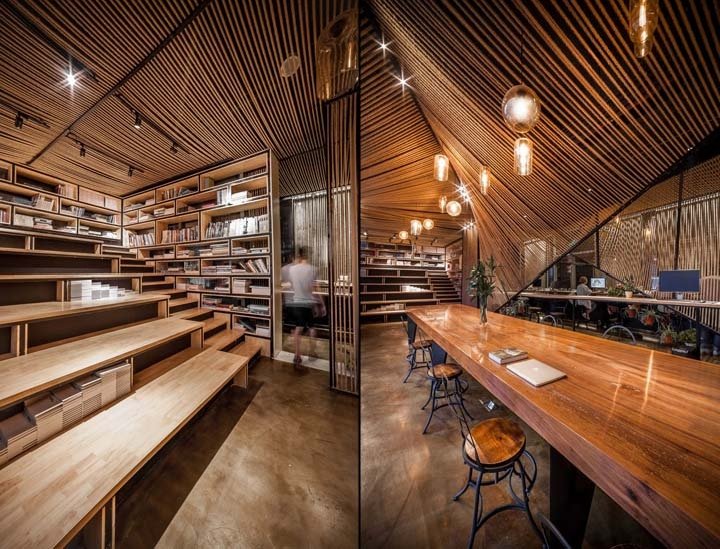 绳波办公室由 Usual Studio+ 十拱门设计，上海 – 中国