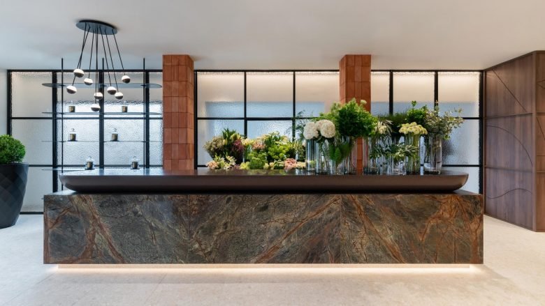 Rosanflor 花店 by estudi{H}ac Rosanflor 花店 by estudi{H}ac