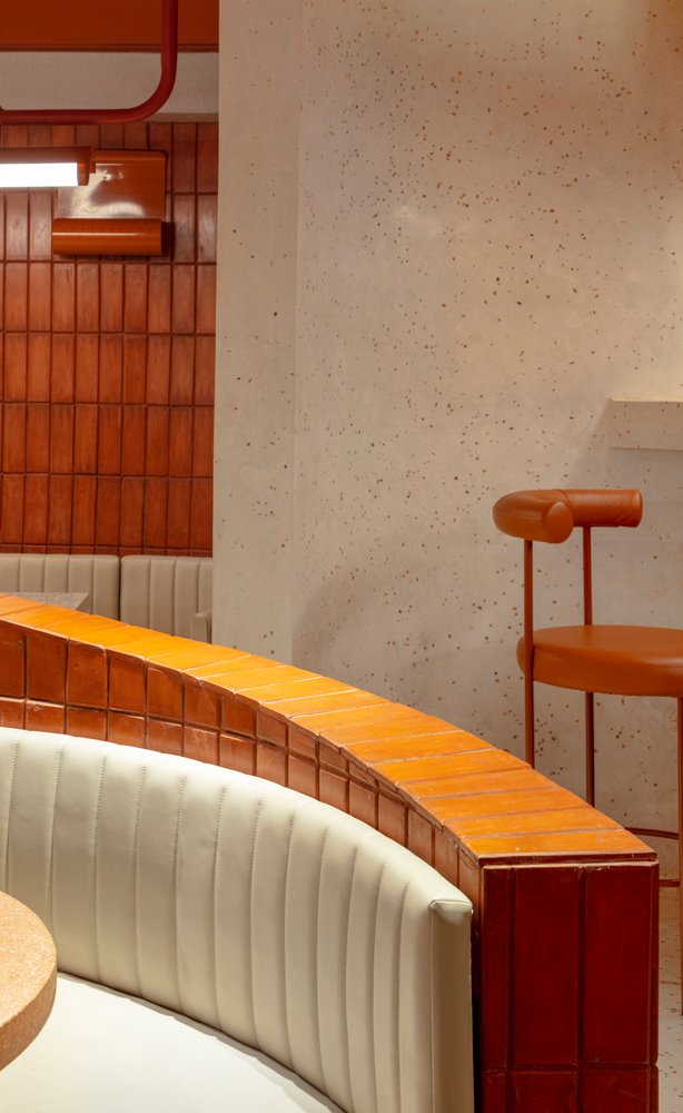 Rosie and Tillie 餐厅和酒吧 由 RENESA Architecture Design Interiors Studio 设计