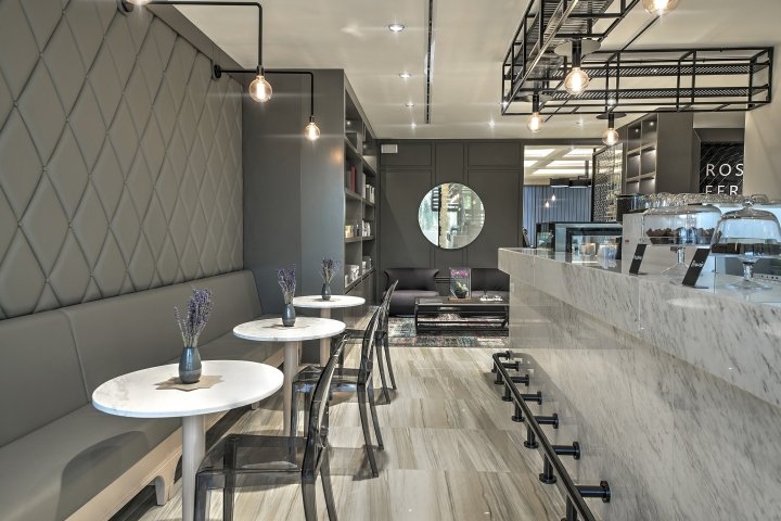 Brand Creative 的 Rossano Ferretti 美发水疗中心，阿布扎比 – 阿联酋