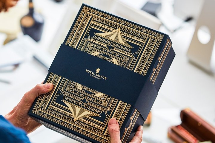 皇家礼炮 – Tom Lane 节日套装