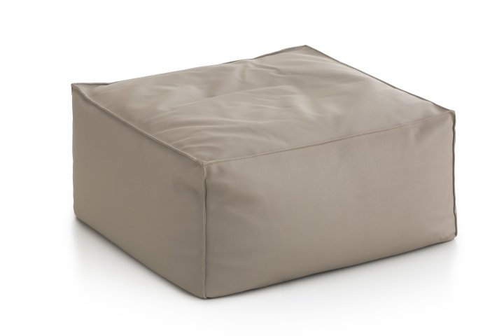 Héctor Serrano 设计的 Sail 户外家具