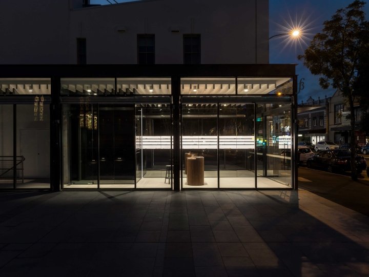 由 Landini Associates 设计的 Sarah & Sebastian 旗舰店，澳大利亚帕丁顿