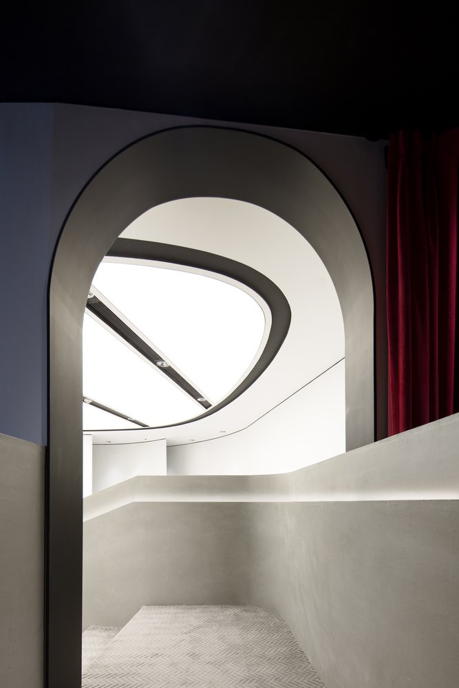 Pures Design 的 SEEING 珠宝店