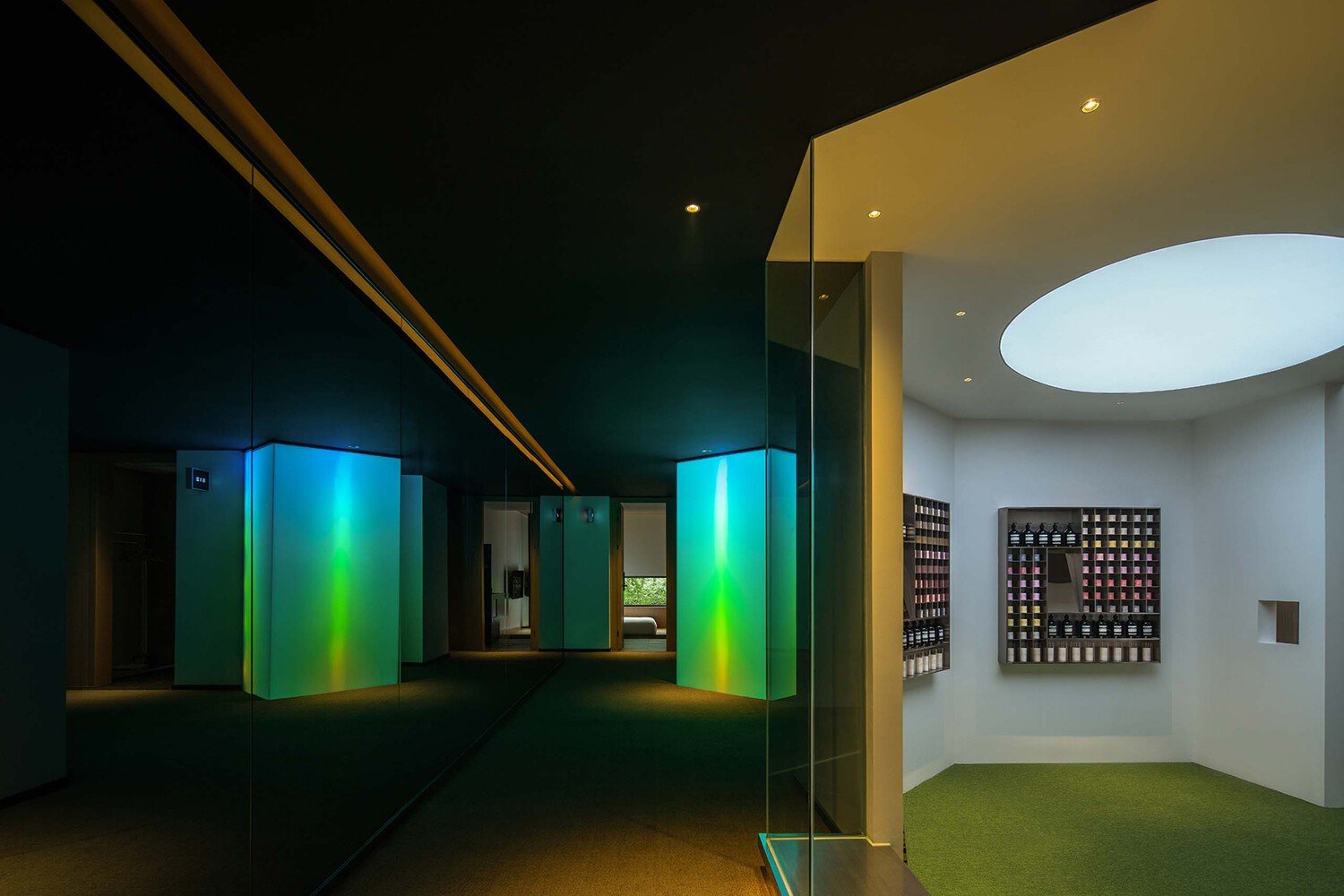 HARMO Design 设计的 SFEEL 设计师酒店