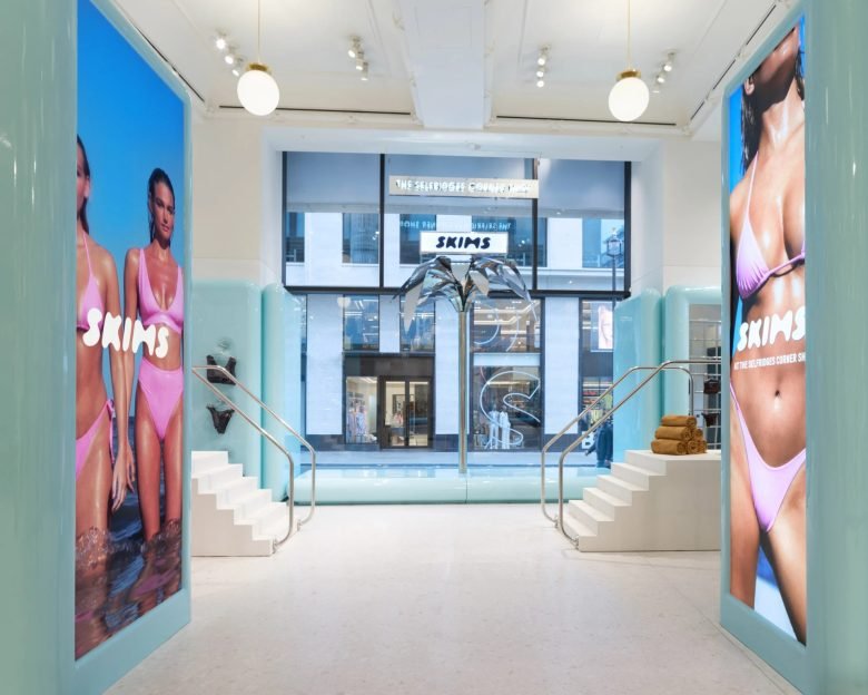 Willo Perron 设计的 SKIMS 快闪店