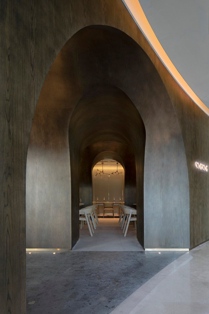 SOMESOME 酒吧和餐厅由 MARS Studio 设计