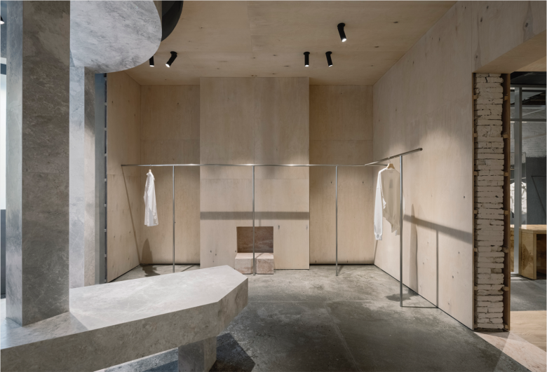 由 Atelier tao+c 设计的 SPMA 商店