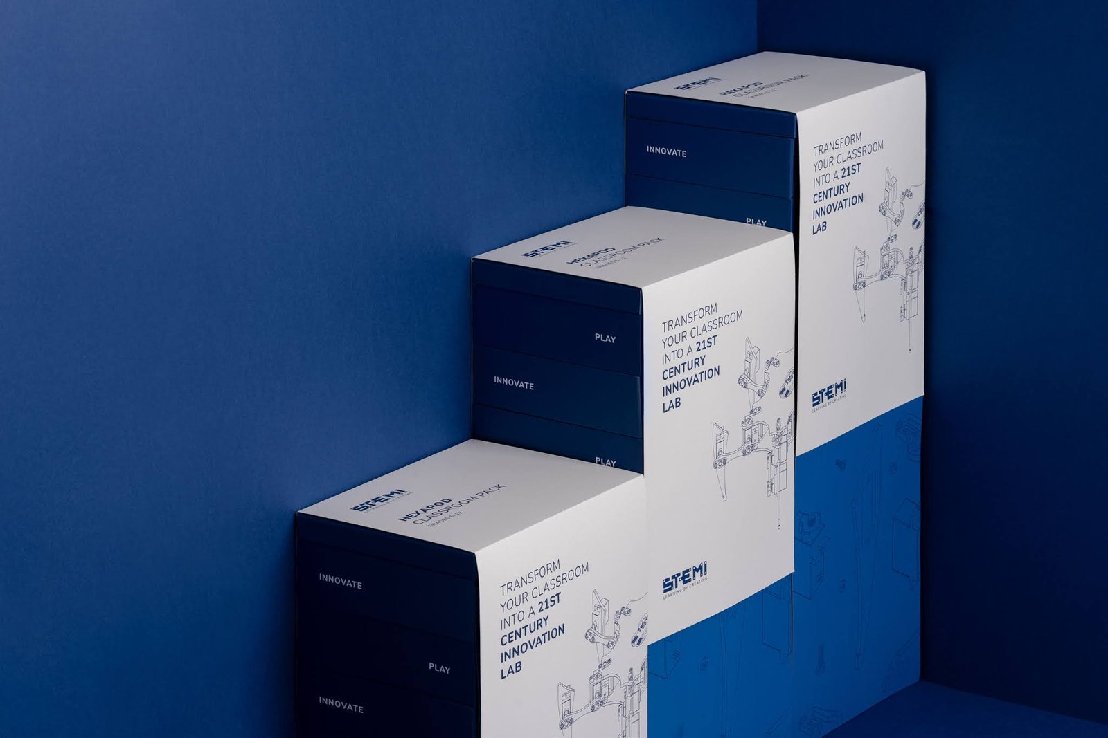 Design Bureau Izvorka Juric 设计的 STEMI 课堂套件