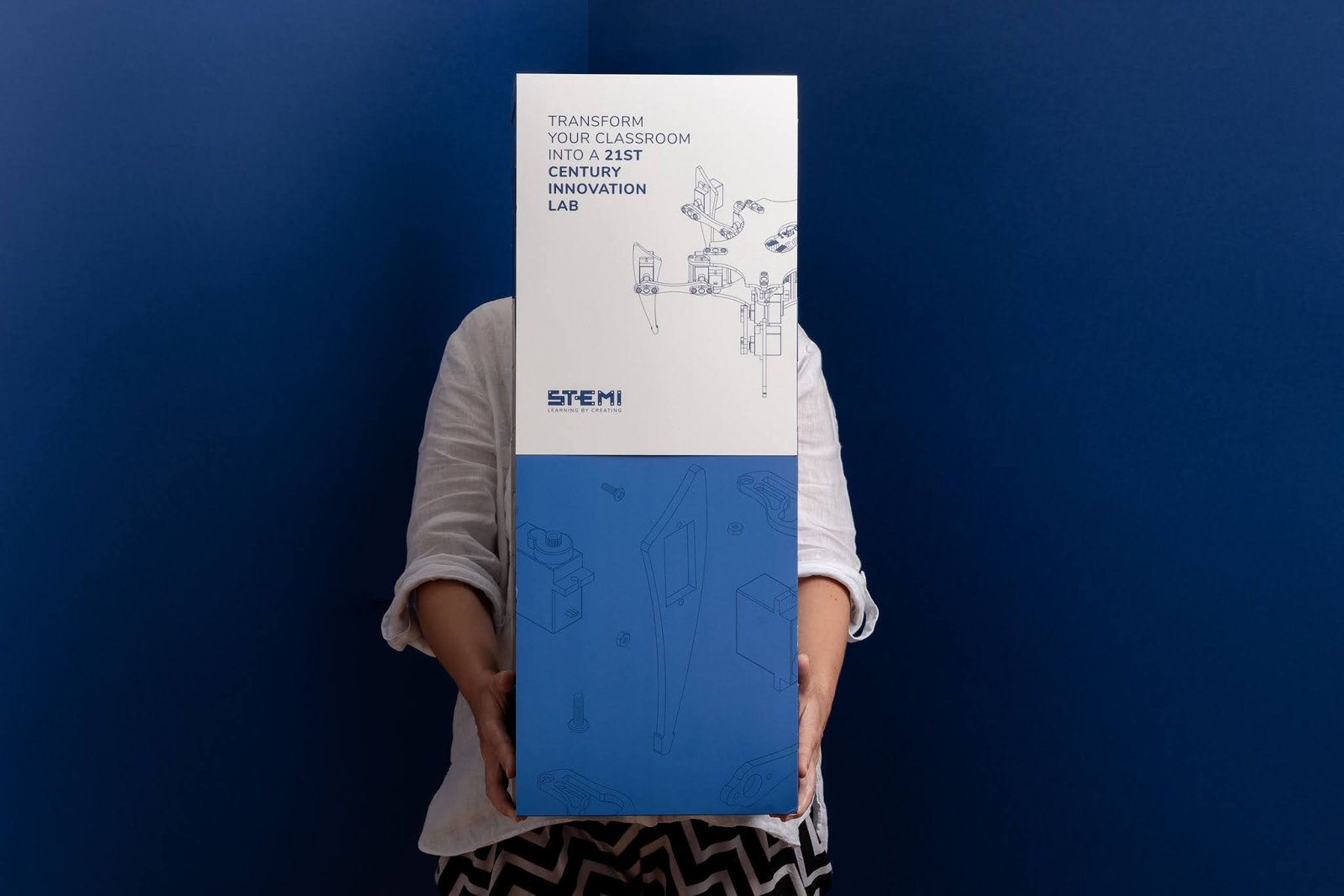 Design Bureau Izvorka Juric 设计的 STEMI 课堂套件