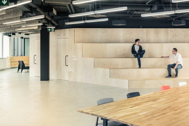 STRV 办公室由 Studio Perspektiv 设计,布拉格 – 捷克共和国 STRV 办公室由 Studio Perspektiv 设计,布拉格 – 捷克共和国