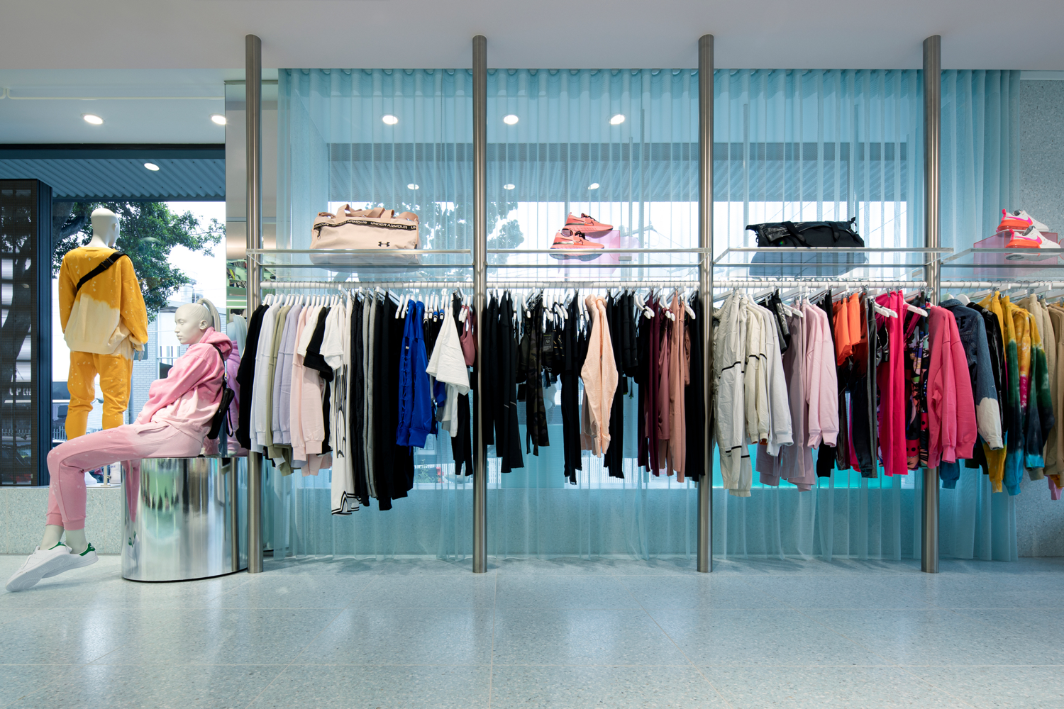 STYLERUNNER 商店 by Noise Noise Noise