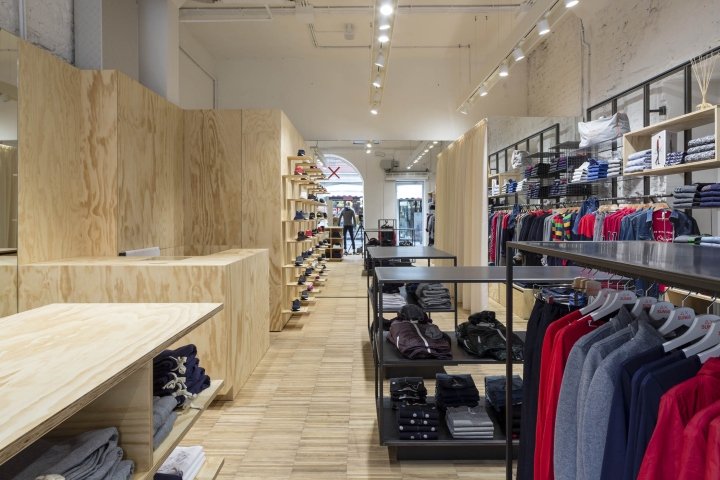 SUN68 商店，由 C&P Architetti 设计，帕尔马 – 意大利