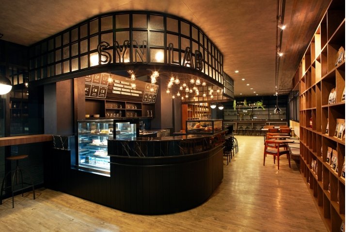 SYNLAB 咖啡馆，由派对空间设计，曼谷 – 泰国