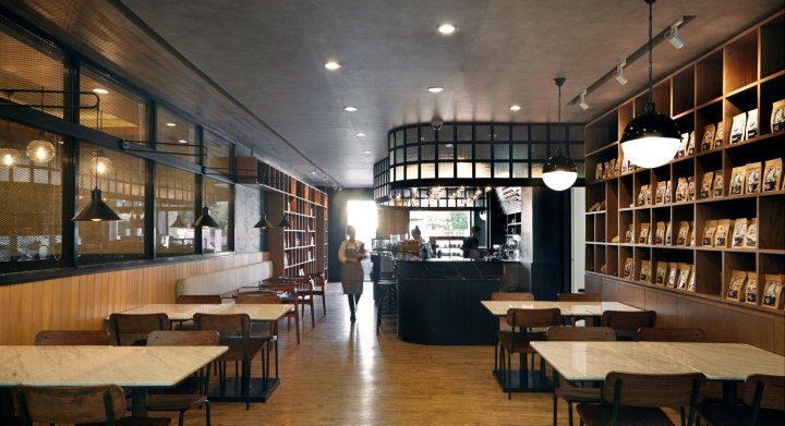 SYNLAB 咖啡馆，由派对空间设计，曼谷 – 泰国