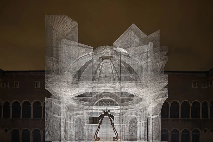 Edoardo Tresoldi 的骶骨装置